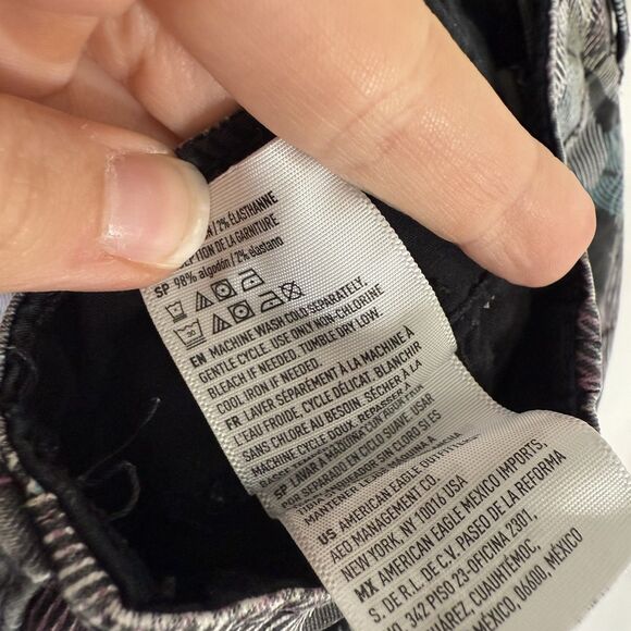 American Eagle Shorts Men's 30 Black Floral Hawaiian Chino Next Level Stretch - Picture 7 of 11